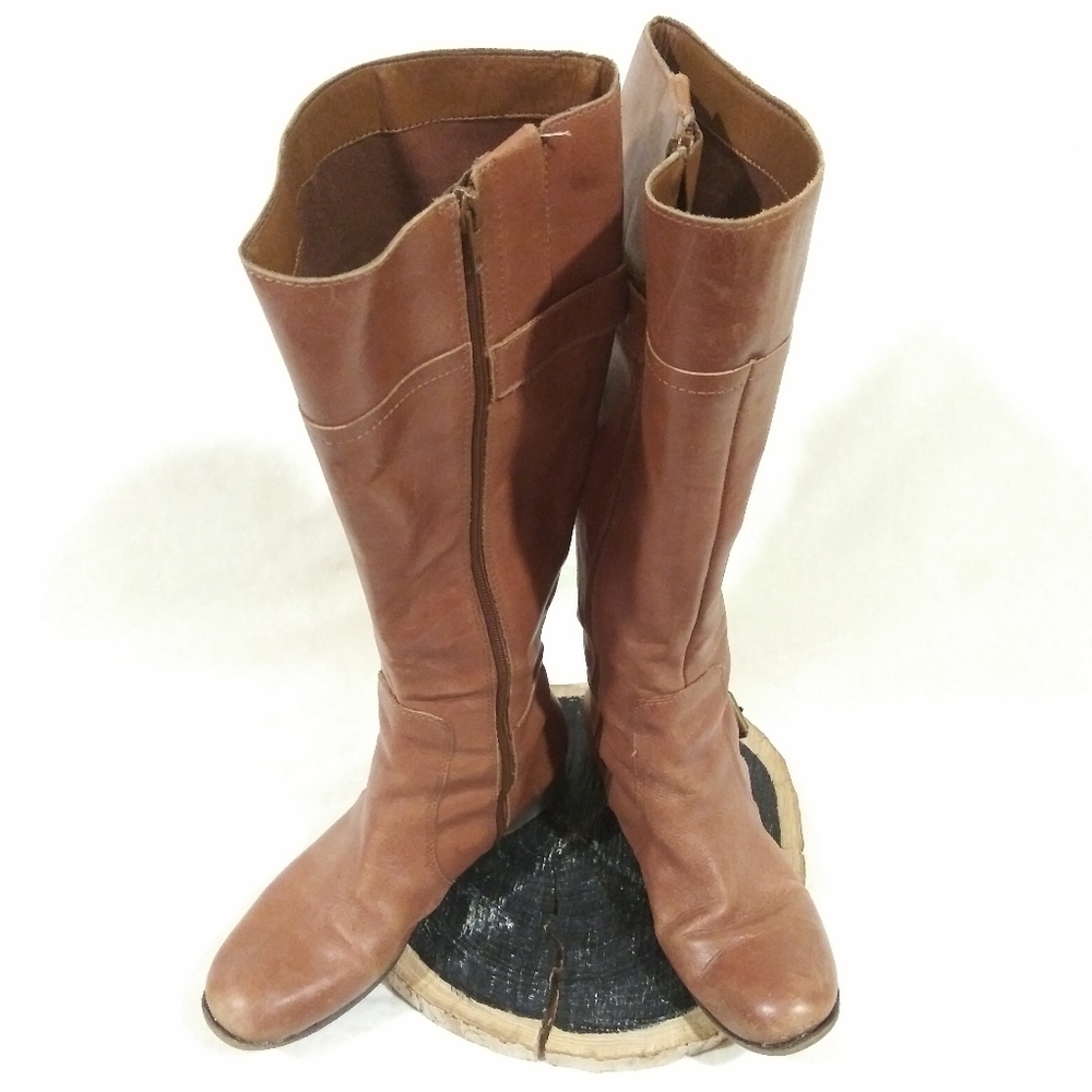 Flat Boots
